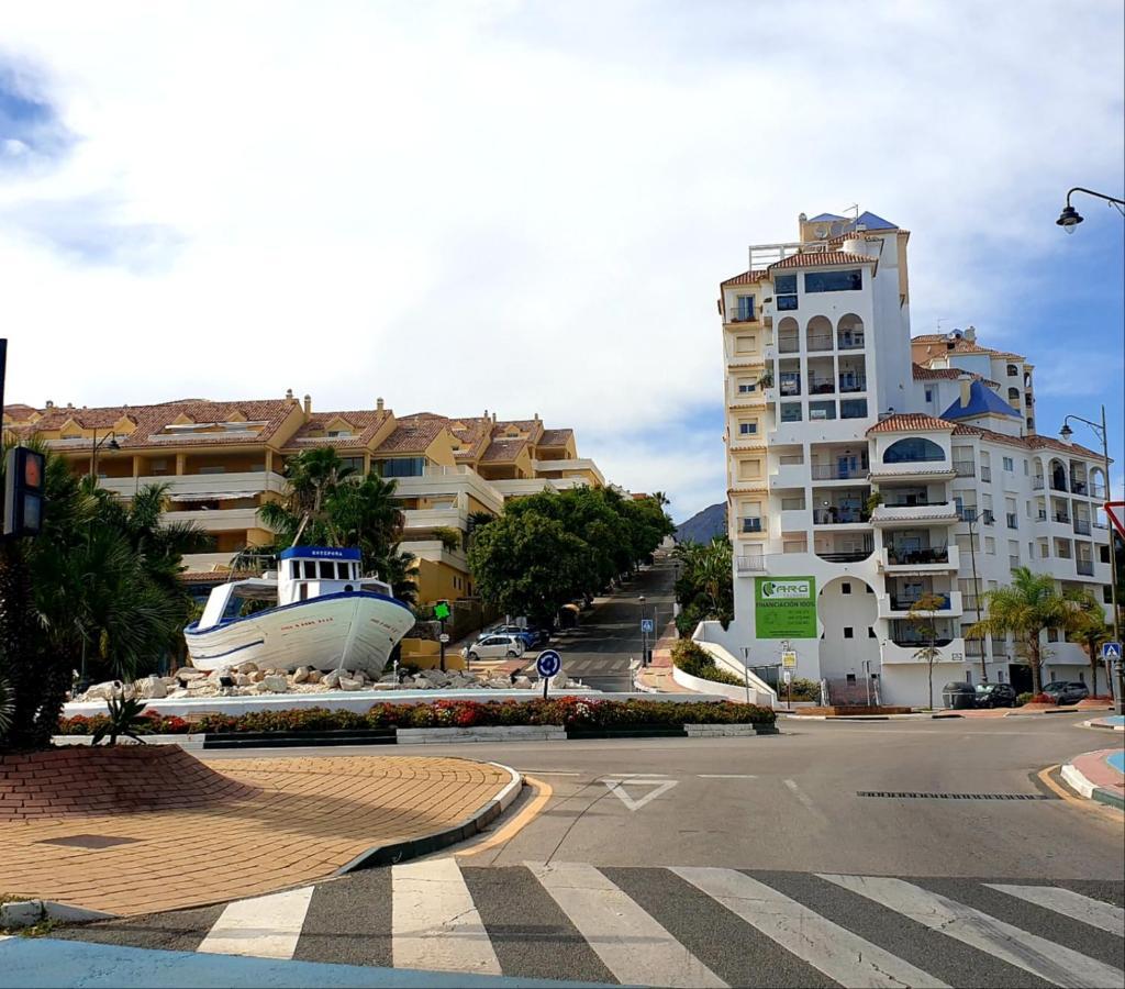 Estepona Puerto Apartment Ngoại thất bức ảnh